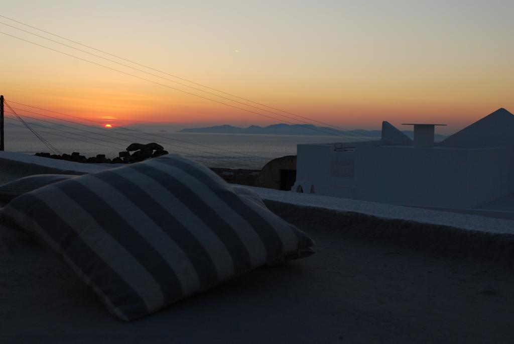 Palm Tree Hill Guest House Oia Exterior foto
